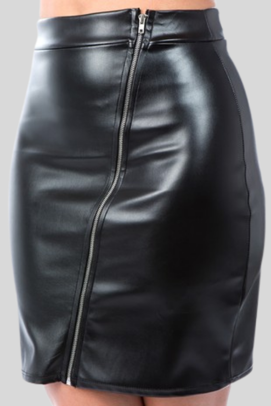 Edgy Chic Leather Mini Skirt 👠💫 – Unleash Your Bold Style