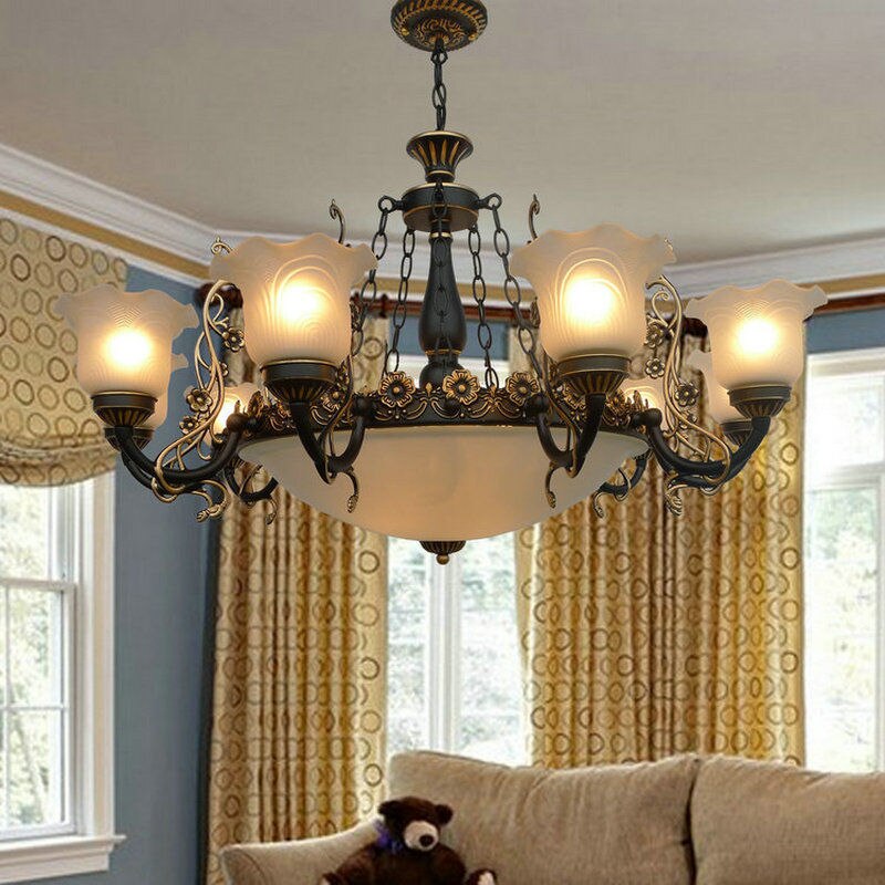 Grandiose Vintage Style Chandelier