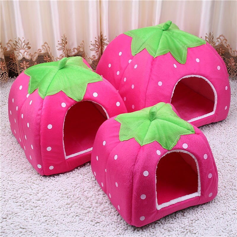 Cozy Pet Foldable Strawberry Nest Bed