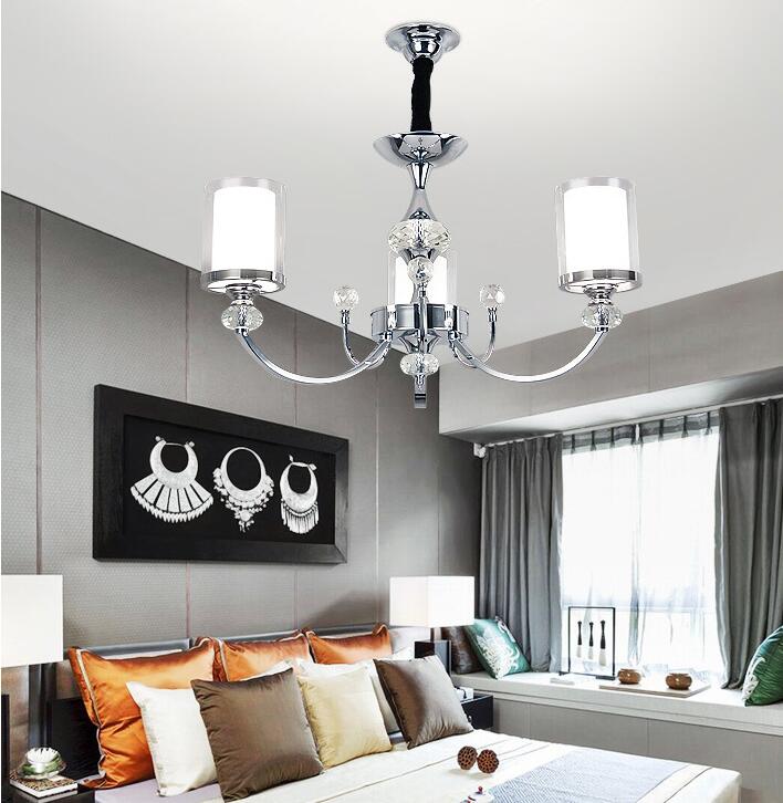 Lavish Décor Crystal Chandelier