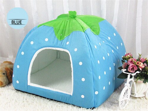 Cozy Pet Foldable Strawberry Nest Bed