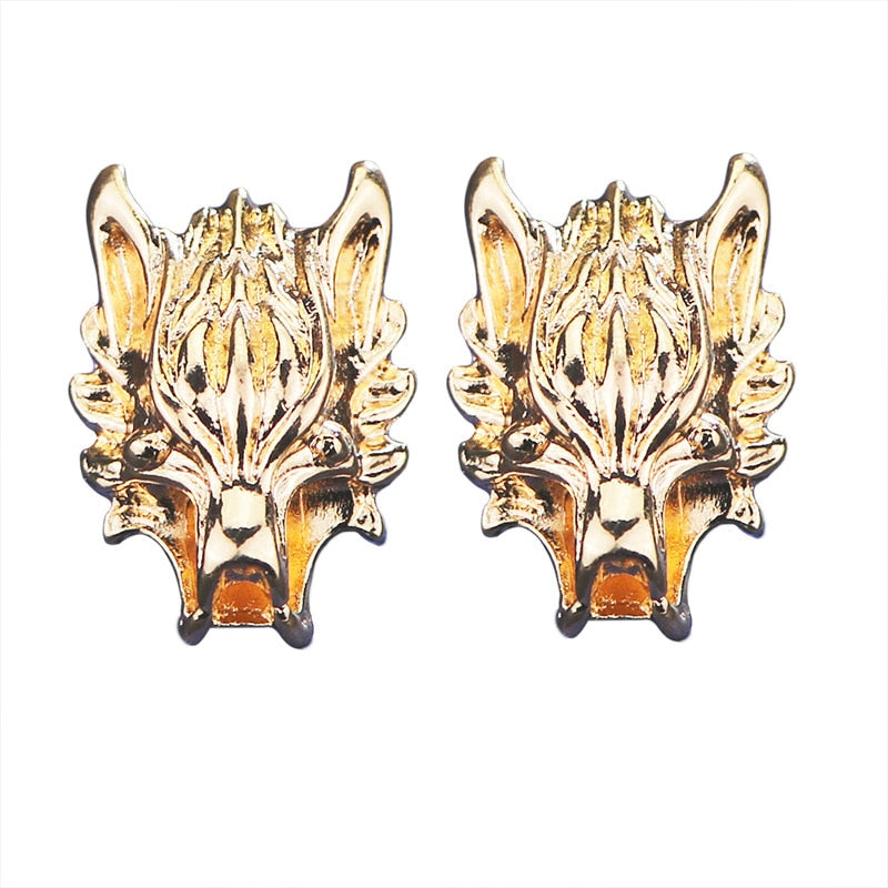 Wolf Shirt Collar Lapel Pin