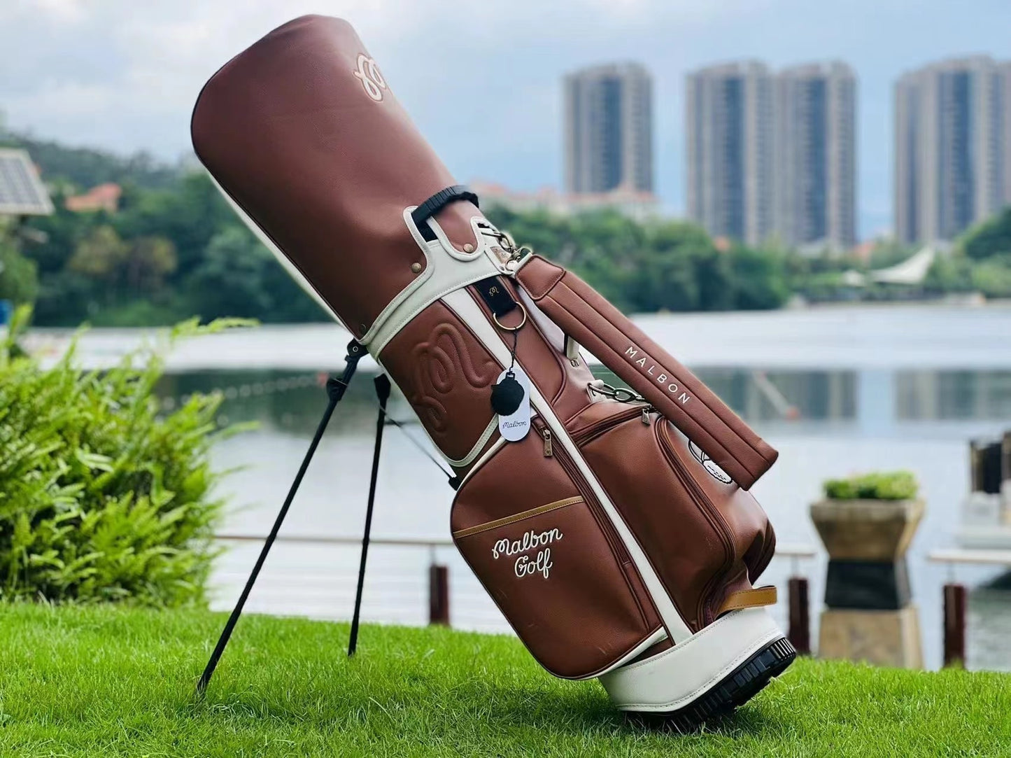 Golf Club Caddy Bag